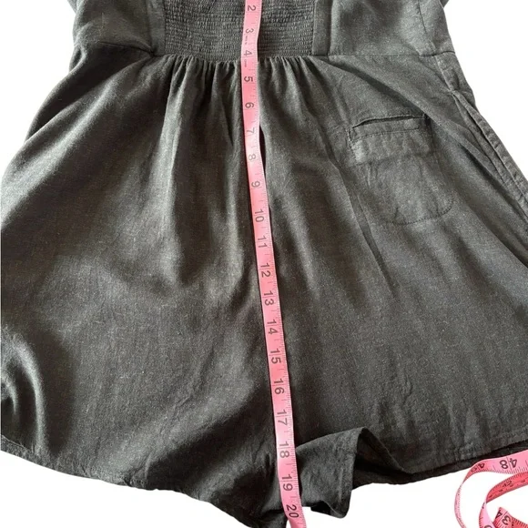 Urban Outfitters Linen Blend Black Fitted Buttoned Romper Shorts Strappy Large - Picture 9 of 11